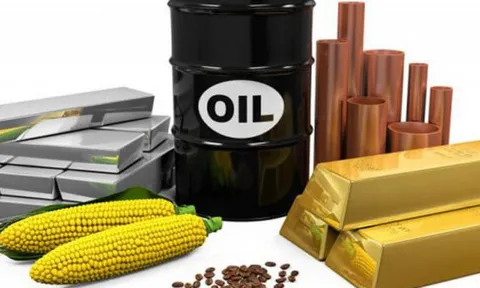 Thị trường ngày 4/5: Giá dầu, vàng, khí gas đồng loạt tăng, ngô đạt đỉnh 8 năm