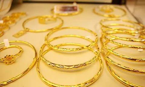 Nỗi lo lạm phát kéo vàng thế giới tăng nhanh trở lại