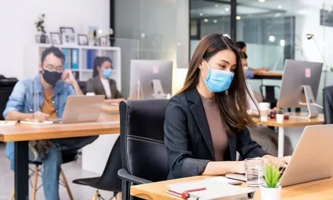 5 quy tắc vàng cần nhớ khi đi làm mùa dịch