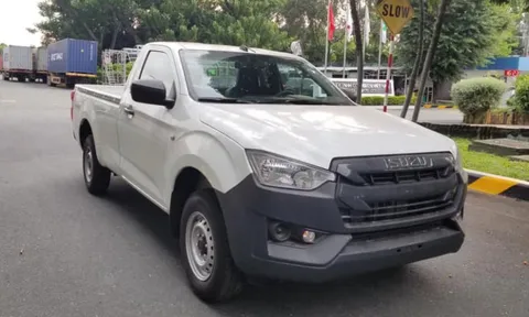 Cận cảnh chiếc xe bán tải rẻ vô địch, không có đối thủ ở Việt Nam