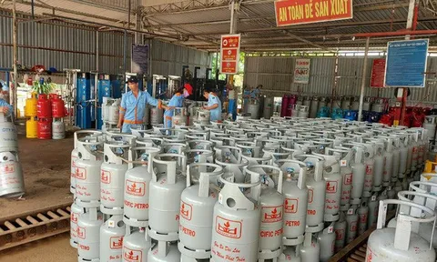 Giá gas tháng 7 vượt trên mốc 400.000 đồng/bình 12 kg
