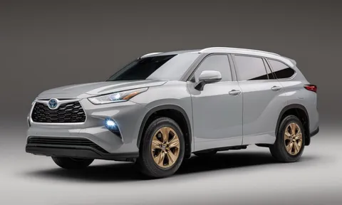 Toyota sắp ra mắt SUV siêu lớn Grand Highlander