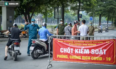 Thủ tướng: Không để người dân tự rời khỏi địa bàn có dịch, phấn đấu kiểm soát dịch Covid-19 ở TP.HCM trước 15/9