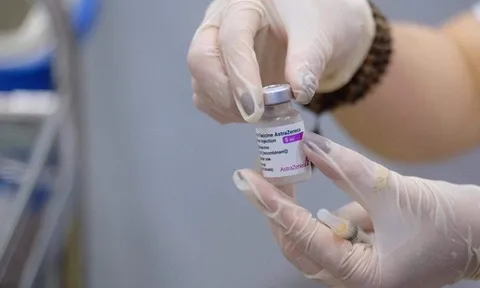 Thêm hơn 2 triệu liều vắc xin AstraZeneca về đến Việt Nam