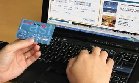 Cổ phiếu Techcombank bất ngờ giảm giá mạnh dù công bố lãi lớn