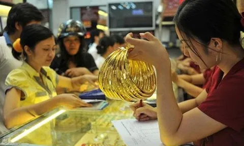 Vàng trong nước tiếp tục tăng mạnh, giữ vàng từ đầu năm đến nay lãi bao nhiêu?