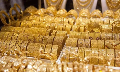 Giá vàng hôm nay 2/12: Tăng do lo ngại biến chủng mới của Covid-19