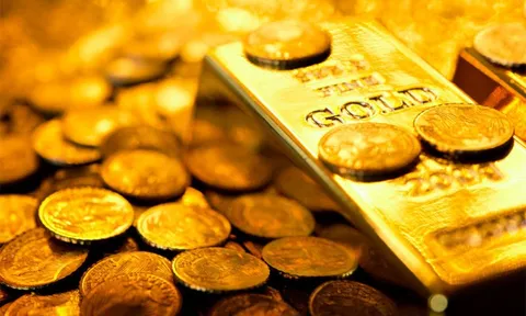 Giá vàng hôm nay 21/12: Sụt giảm mạnh, nhà đầu tư lo ngại biến thể Omicron