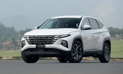 Hyundai Tucson 2022 "chốt" sổ 2021: Giá từ 825 triệu, áp lực cho CX-5 và Corolla Cross