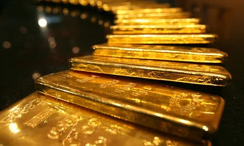 Giá vàng hôm nay 21/7: Lao dốc thảm, chưa thấy đáy