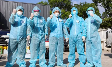 Hà Nội tặng Bằng khen cho 15 tập thể có thành tích trong chống dịch Covid-19