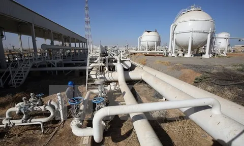 Giá xăng dầu hôm nay 9/8: Tăng giảm trái chiếu, giá xăng tại Việt Nam sẽ tiếp tục giảm?