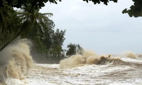 Biển Đông khả năng sắp hứng cơn bão số 3 năm 2022