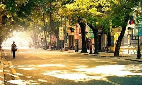 Bản tin thời tiết ngày 24-7-2023: Ảnh hưởng của vùng áp thấp nóng phía Tây, nhiệt độ ở phía Tây Bắc Bộ giảm nhẹ