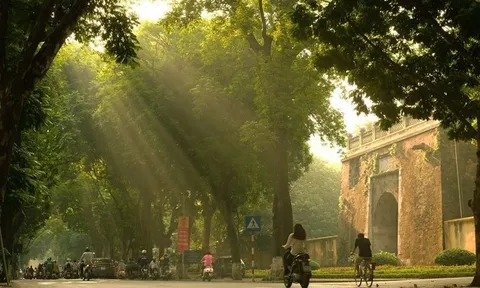 Dự báo thời tiết ngày 11/7/2024: Hà Nội oi bức, gió đông nam cấp 3