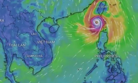 Bão Krathon giật cấp 17 đi vào Biển Đông