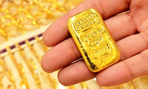 Giá vàng hôm nay 21/11: Tiếp tục giảm, chuyên gia cảnh báo gì?
