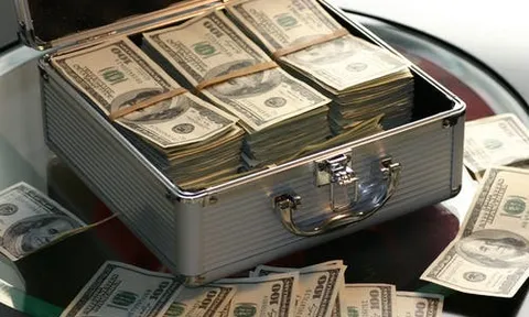 Tỷ giá USD hôm nay 6/12: Tiếp tục tăng, Fitch Ratings giảm dự báo tăng trưởng kinh tế Mỹ