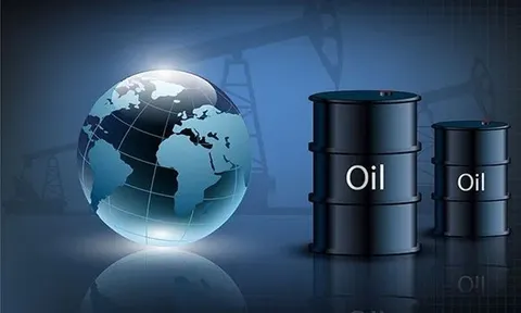 Giá xăng dầu hôm nay 16/12: Đồng loạt giảm, xuất khẩu của Nga sang EU giảm mạnh