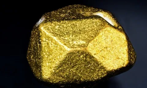 Dự báo giá vàng ngày 4/1: Tăng mạnh lên đỉnh 6 tháng qua