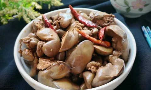 Mỗi con gà chỉ có 1 bộ phận này siêu giàu vitamin A, đem om được món ngon không tưởng