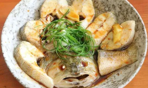 Hấp cá mà thêm một bước trước khi cho vào nồi, cá cực thơm chẳng hề tanh
