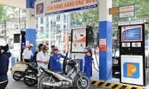 Giá xăng dầu hôm nay 26/8: Liên tục tăng mạnh trước nguy cơ cắt giảm sản lượng