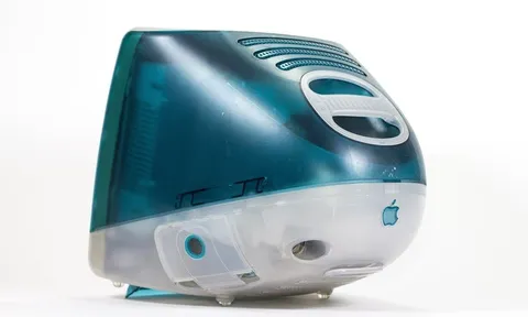 Sản phẩm "i" đầu tiên của Apple vừa tròn 25 tuổi