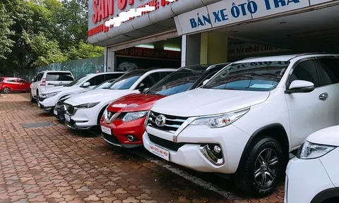 Nóng tuần qua: Ô tô cũ giảm giá mạnh, xe sang giảm tới nửa tỷ đồng vẫn ế ẩm