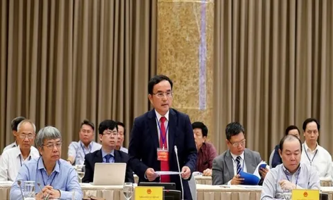 EVN giảm 1.000 tỉ đồng tiền điện cho hơn 2,3 triệu khách hàng mùa Covid-19