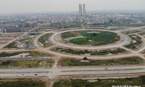 Cảnh nhếch nhác tại 'siêu dự án' nghìn tỉ Kim Chung - Di Trạch