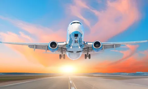 Giá vé máy bay Tết rẻ kỷ lục, đường bay TP HCM – Hà Nội giảm giá bất ngờ