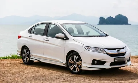 Honda City giá chỉ còn 365 triệu đồng, có nên 'quất' vì quá hời?
