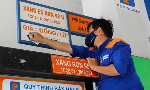 15h chiều nay, giá xăng dầu tiếp tục tăng mạnh