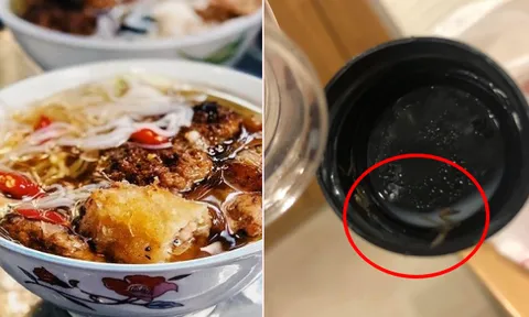 Liên tiếp bị khách tố 2 đơn hàng có con gì đó giống ấu trùng gián trên nắp chai sữa đậu, cửa hàng bún chả nổi tiếng Hà Nội nói gì?