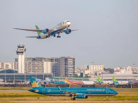 Chuyên gia nói gì về đề xuất xây dựng thêm sân bay tại Hà Nội?