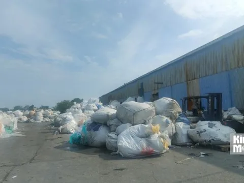 Hải Dương: ‘Đột nhập’ xưởng tái chế rác thải không phép gây ô nhiễm môi trường