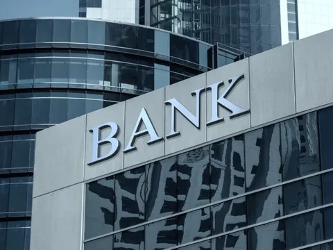 Đến 2025, xử lý cơ bản và không để phát sinh những ngân hàng yếu kém mới