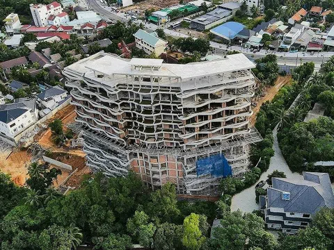 78 căn hộ, khách sạn 12 tầng cùng loạt công trình xây dựng trái phép bị buộc tháo dỡ