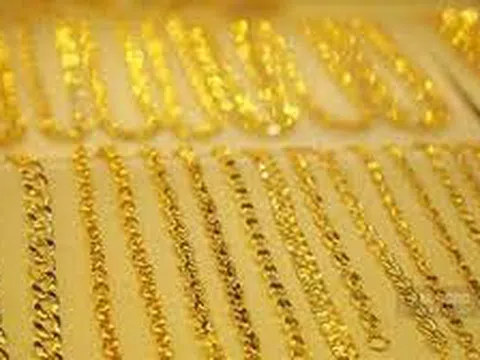 Giá vàng hôm nay 26/1: Vàng trong nước tăng tới 300.000 đồng/lượng