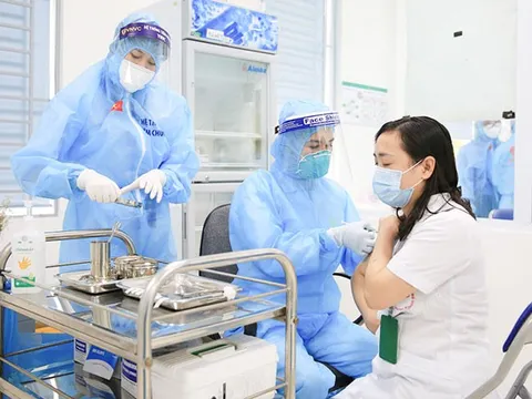 Đã có 46.416 người Việt Nam được tiêm vắc xin COVID-19
