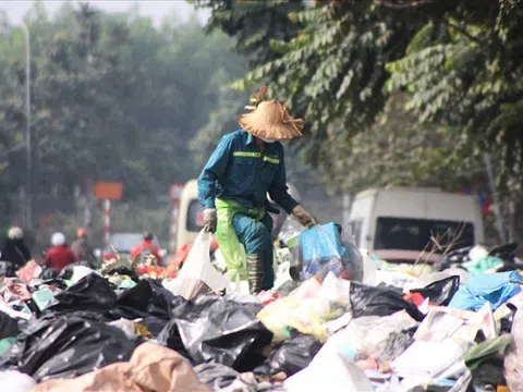 'Thay tên đổi họ', Công ty Minh Quân có 'rũ' được trách nhiệm trong việc thu gom rác thải?