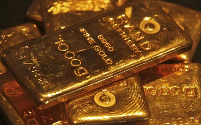 Dự báo giá vàng ngày 6/10: Vàng thế giới lao dốc thảm, nhà đầu tư đua nhau mua vào