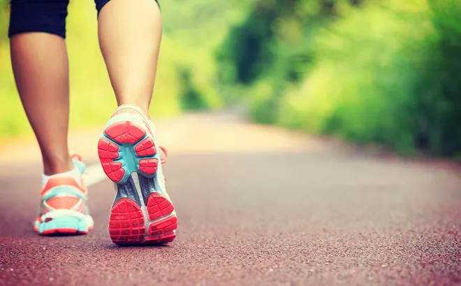 Đi bộ 8.000 bước mỗi ngày giúp giảm nguy cơ bệnh tim mạch